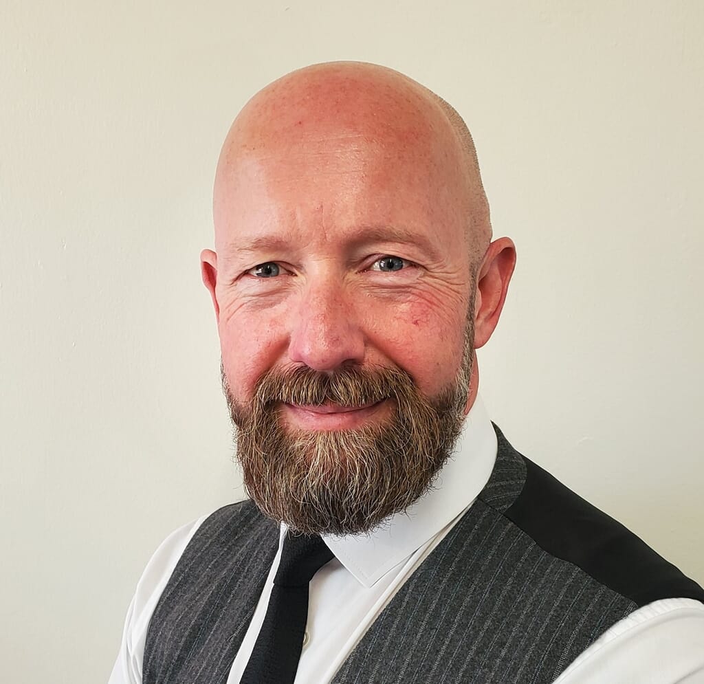 Rob-smith-Letting-Agent-Gloucester-1.jpg?w=1024&h=995&scale Rob-smith-Letting-Agent-Gloucester-1.jpg?w=1024&h=995&scale