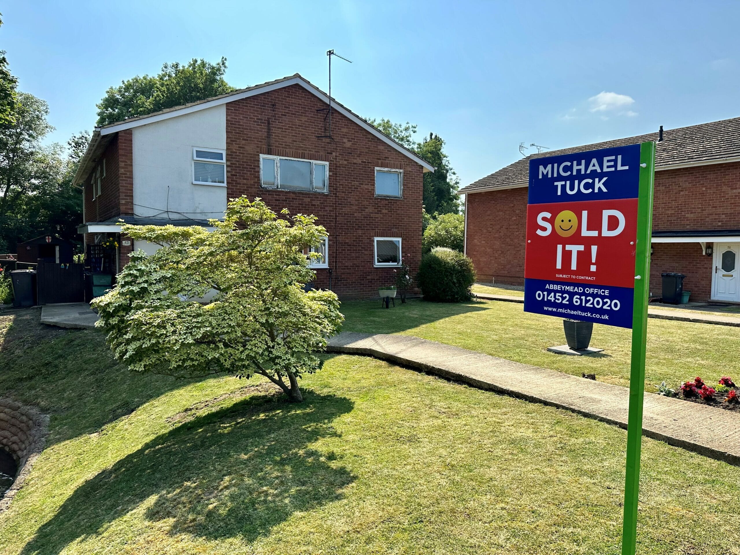 Sold-It-Landscape-11-scaled.jpg?w=1024&h=768&scale