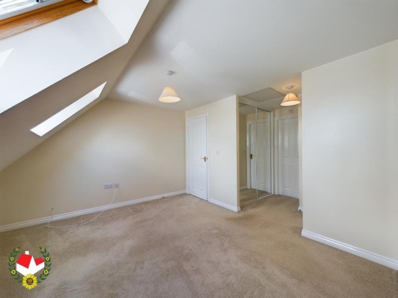 152 Thatcham Avenue, Kingsway Property Michael Tuck