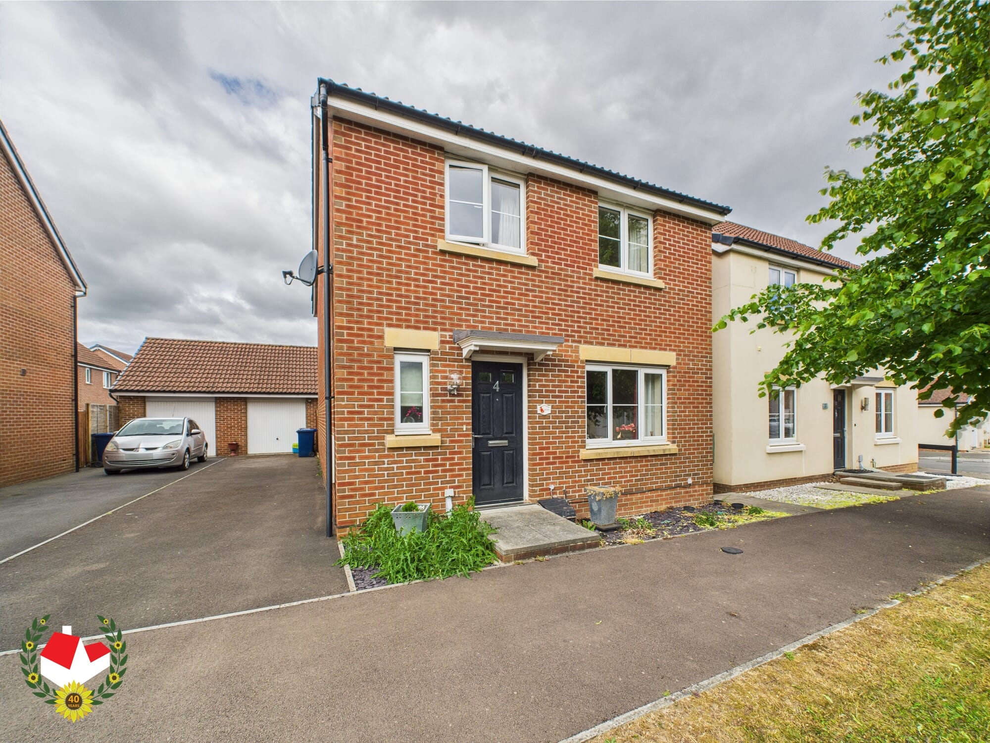 CAM02004G0-PR0042-STILL001