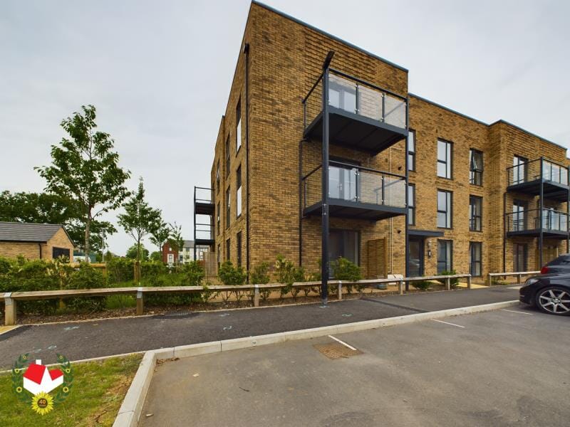 2768f7b7-4619-4e02-b40e-a69f9c7f7efcL01