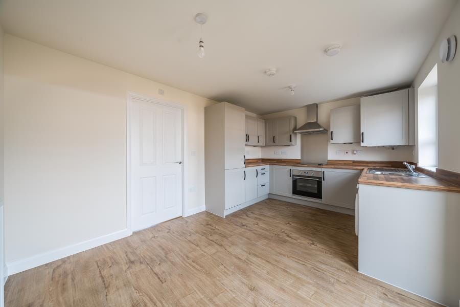 76d7e984-1940-44e4-863c-2b9f0482c62dL16 76d7e984-1940-44e4-863c-2b9f0482c62dL16