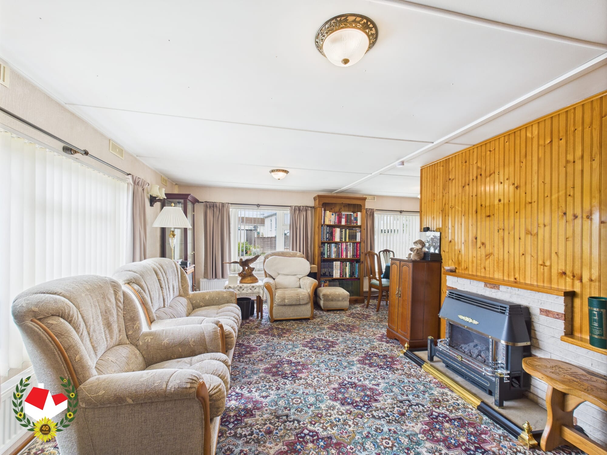 CAM01172G0-PR0621-STILL006 CAM01172G0-PR0621-STILL006