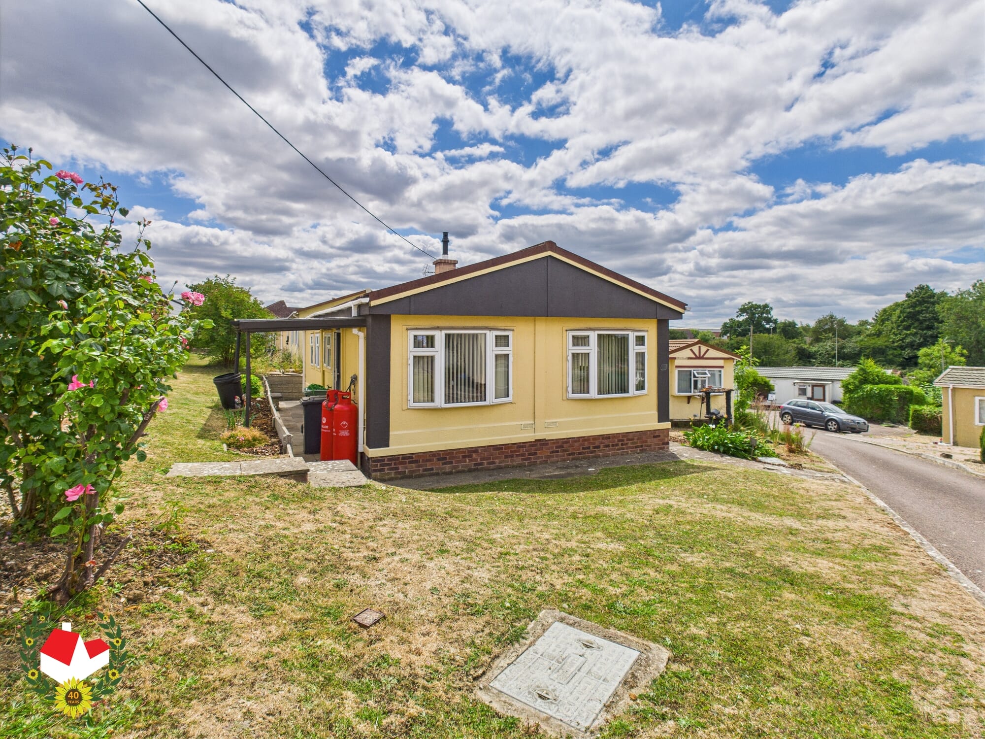 CAM01172G0-PR0621-STILL008 CAM01172G0-PR0621-STILL008