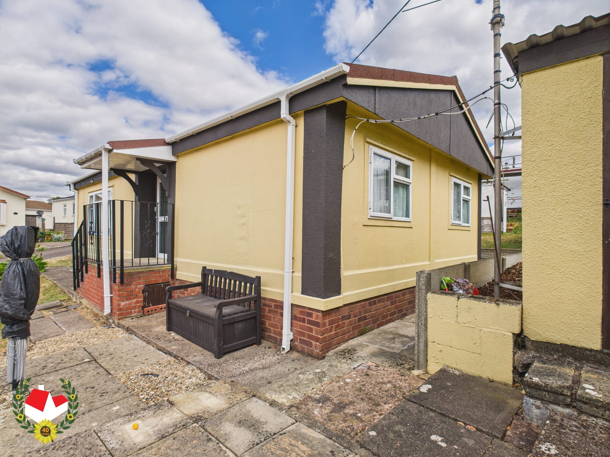 CAM01172G0-PR0621-STILL010 CAM01172G0-PR0621-STILL010