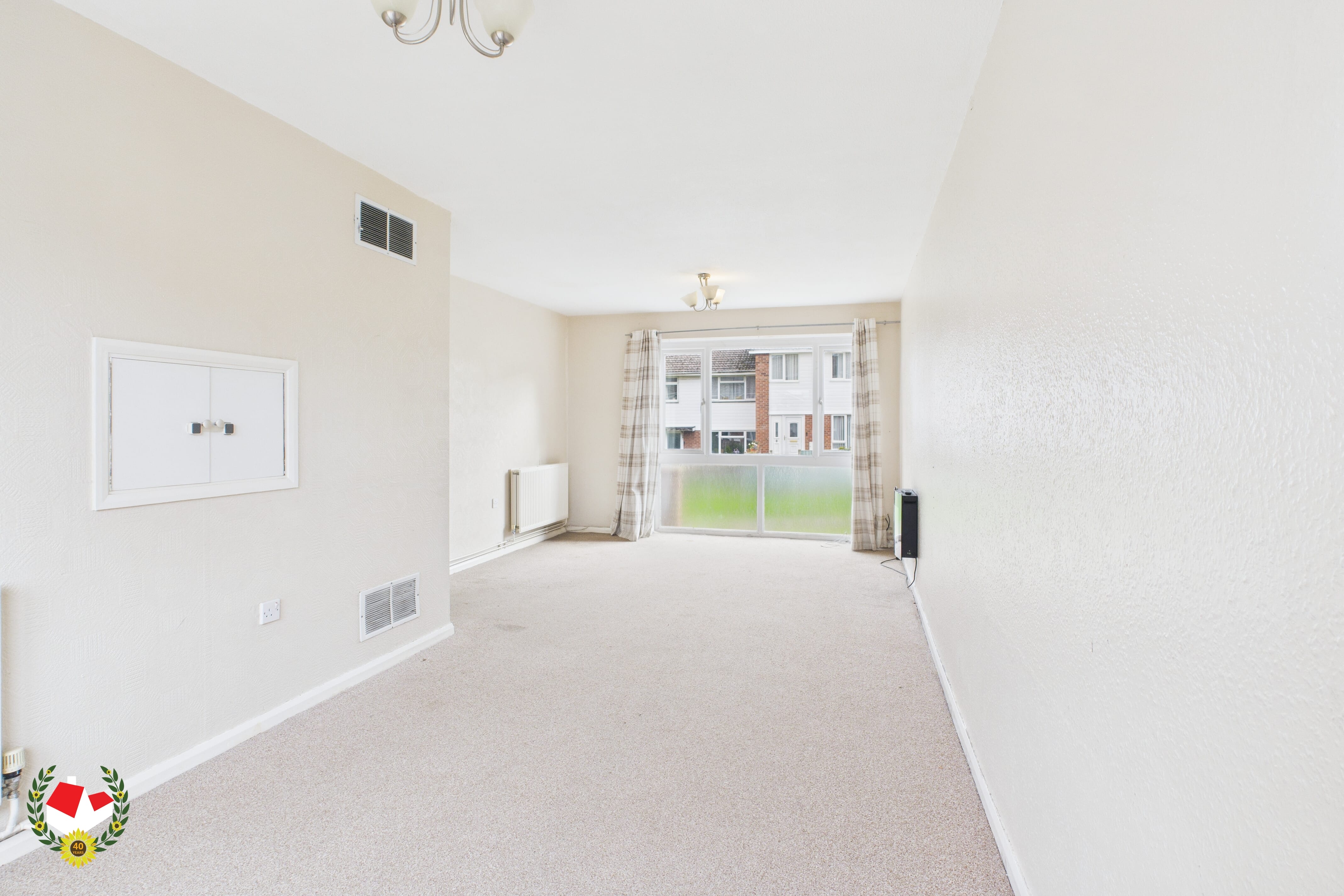 CAM02004G0-PR0115-STILL001 CAM02004G0-PR0115-STILL001