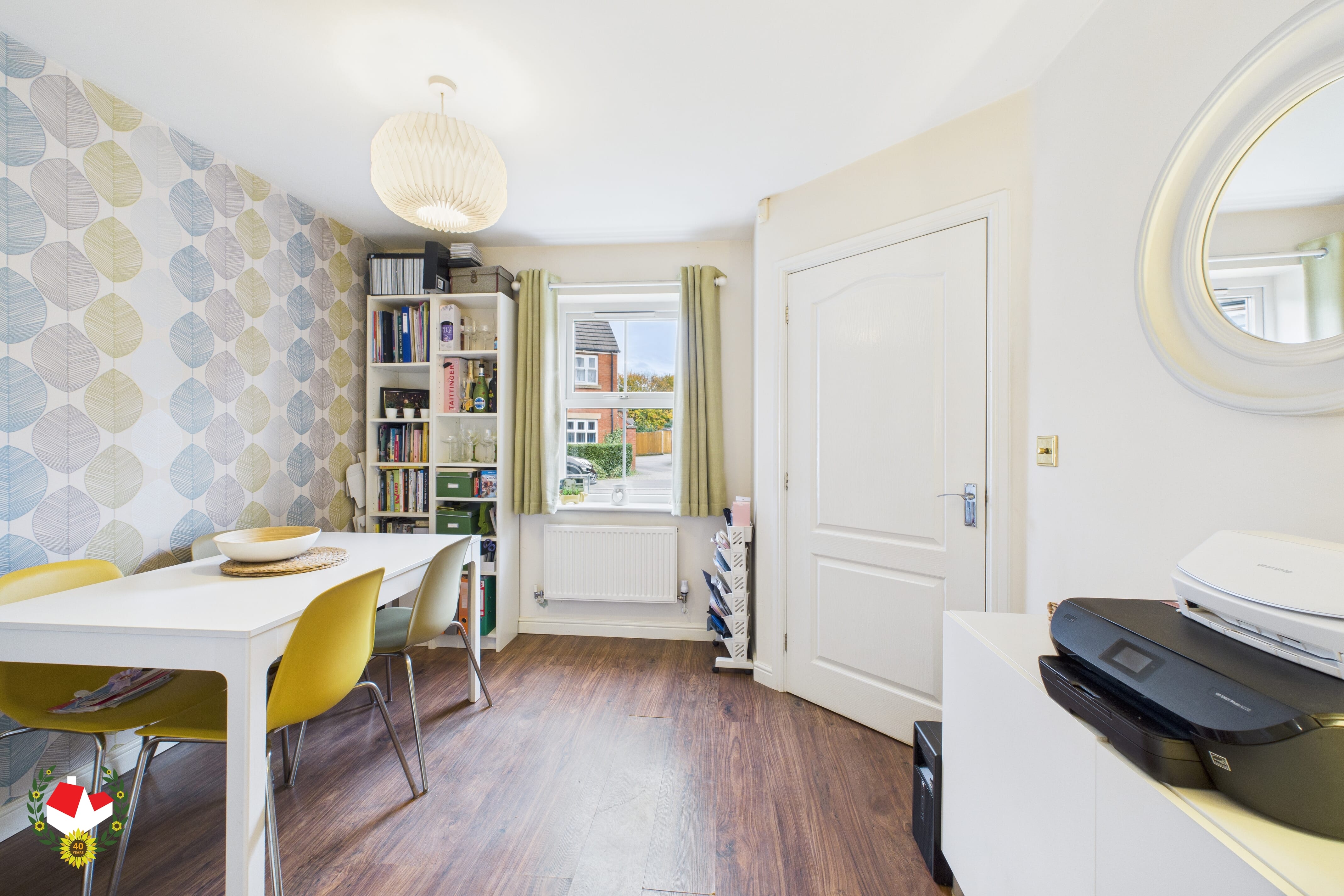 CAM02004G0-PR0116-STILL006 CAM02004G0-PR0116-STILL006