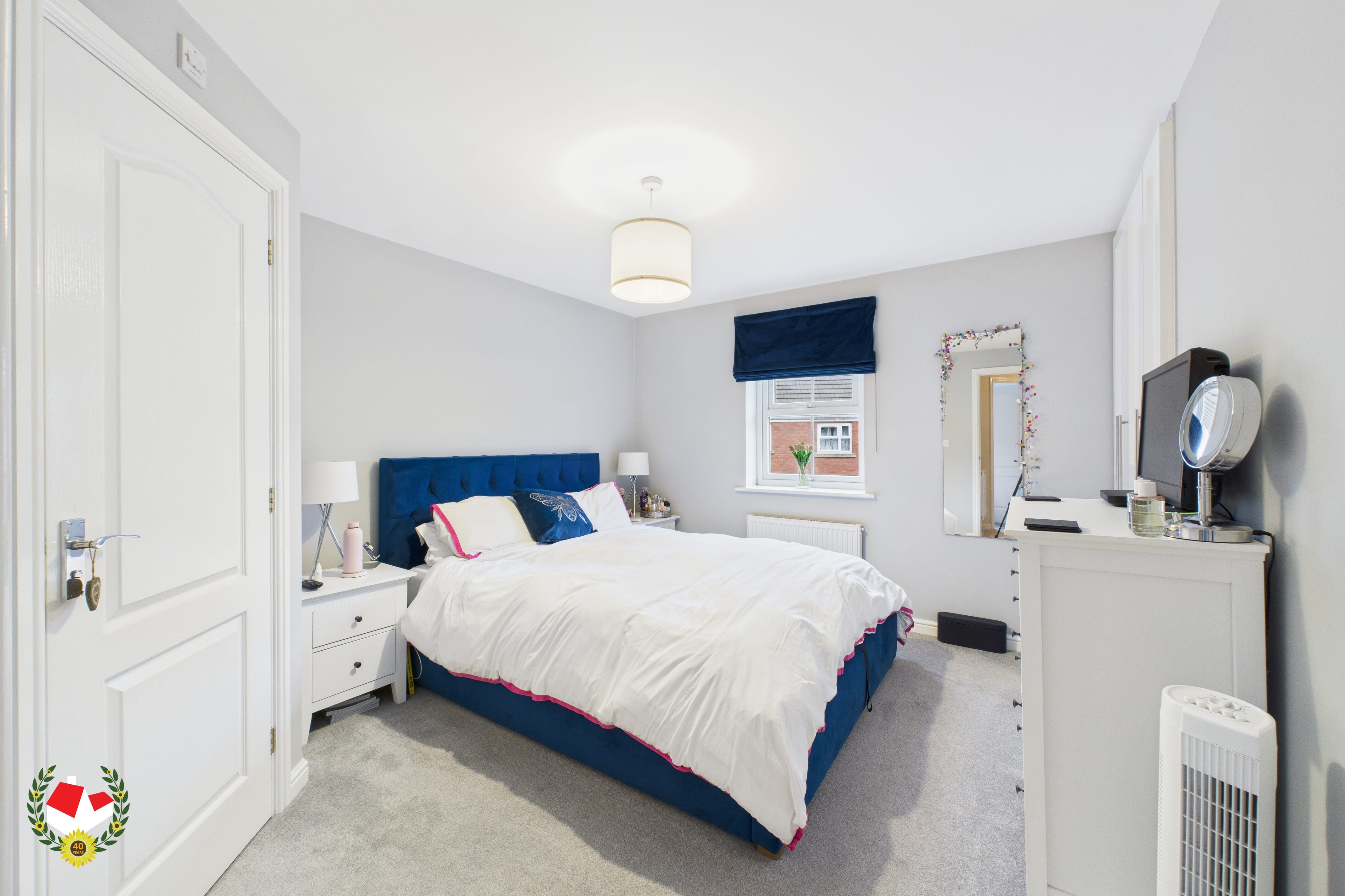 CAM02004G0-PR0116-STILL015 CAM02004G0-PR0116-STILL015