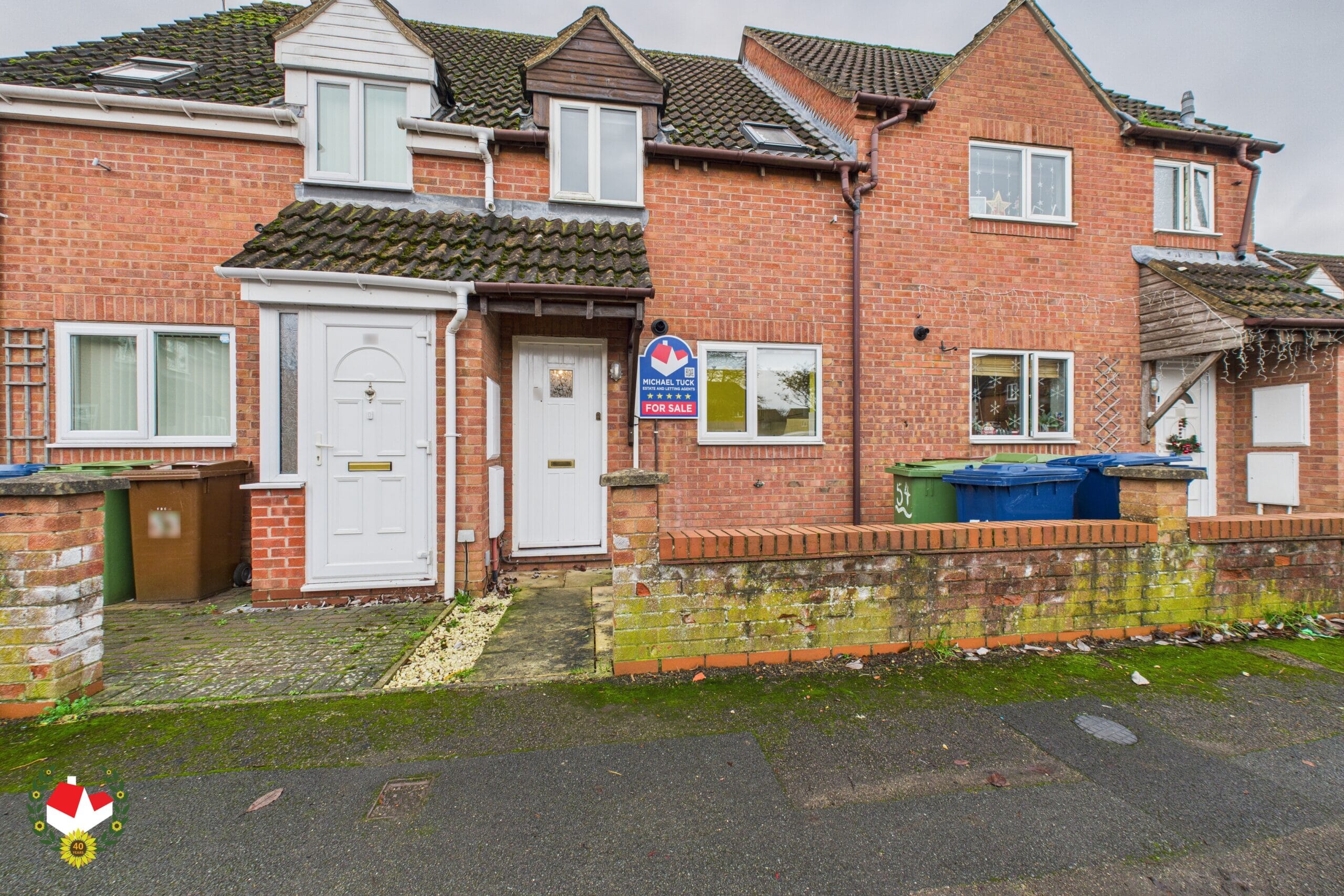 CAM04218G0-PR0352-STILL001-scaled