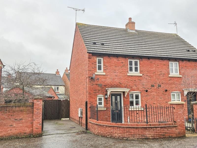 10e8563d-0480-4072-8cc2-bddf5959cea8L01