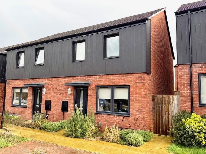 226640e6-19a3-4402-8048-8089ea4e4d3aL01