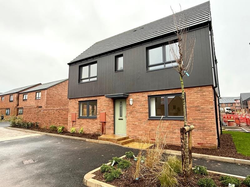 2f93dfeb-e730-4cd3-9515-8a23ea2c7959L01