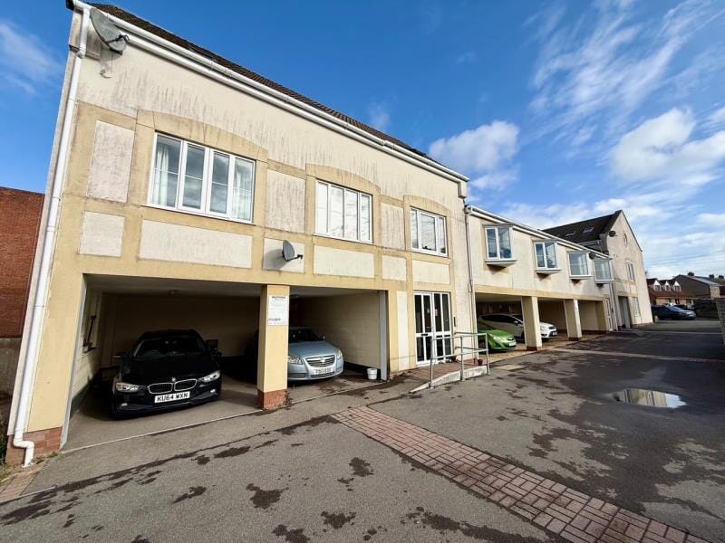 6c52138b-3c30-41cf-bca9-50e7f1714c83L01