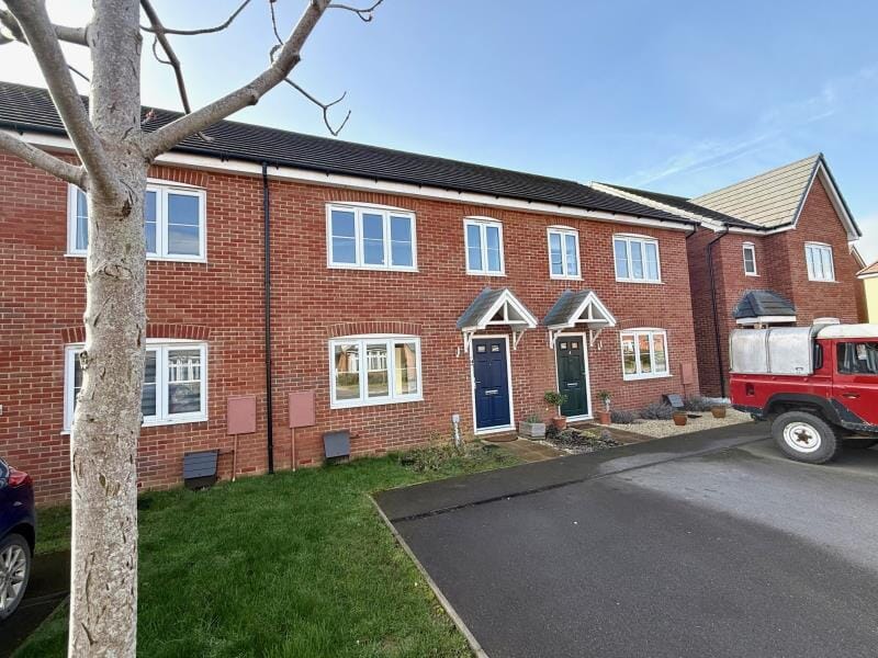 a786c261-3e36-42ac-91c7-af8742a35305L01