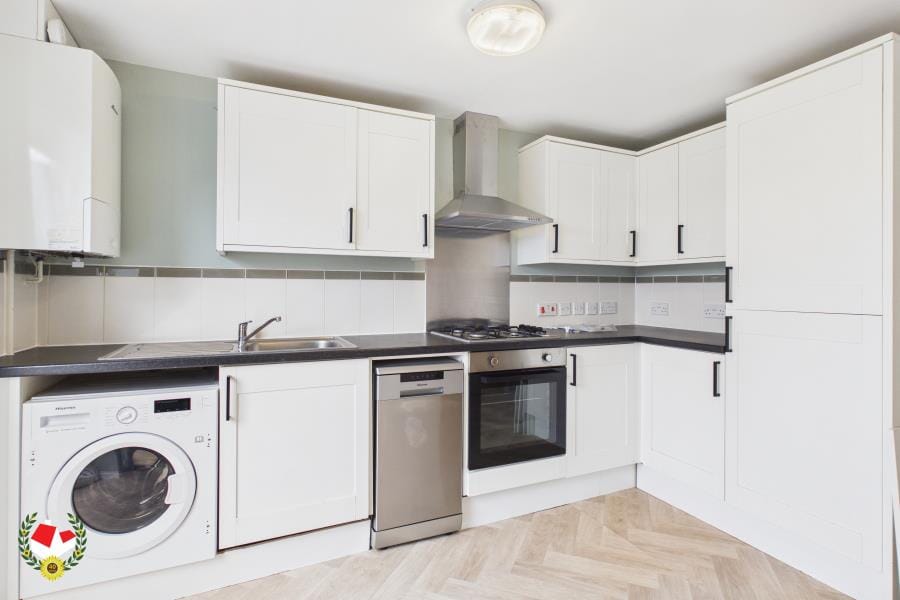 bc246924-5190-4152-b3fd-3eec43cbc5c7L01