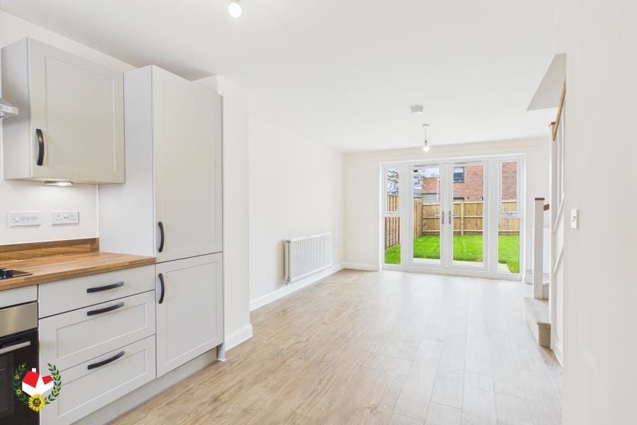 2d90470e-38a2-4b08-a86a-a1692d0a7821L01