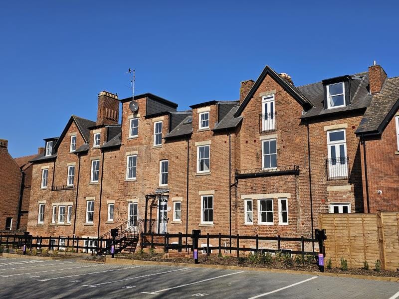 631ad3c9-6d07-40a8-8ffa-b98a4fd64f81L01