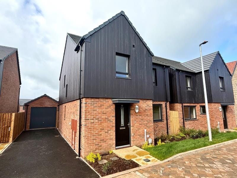 9226bd7c-6329-4e0b-9154-fcc451b4fa28L01